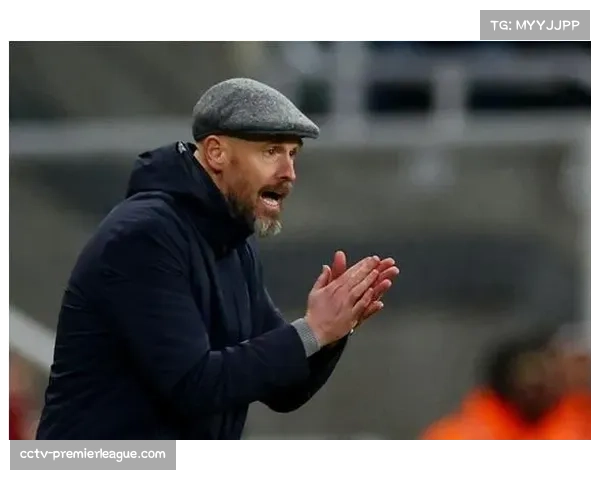 曼联卢克肖达洛特回归熟悉岗位 四后卫体系简化轮换复杂性